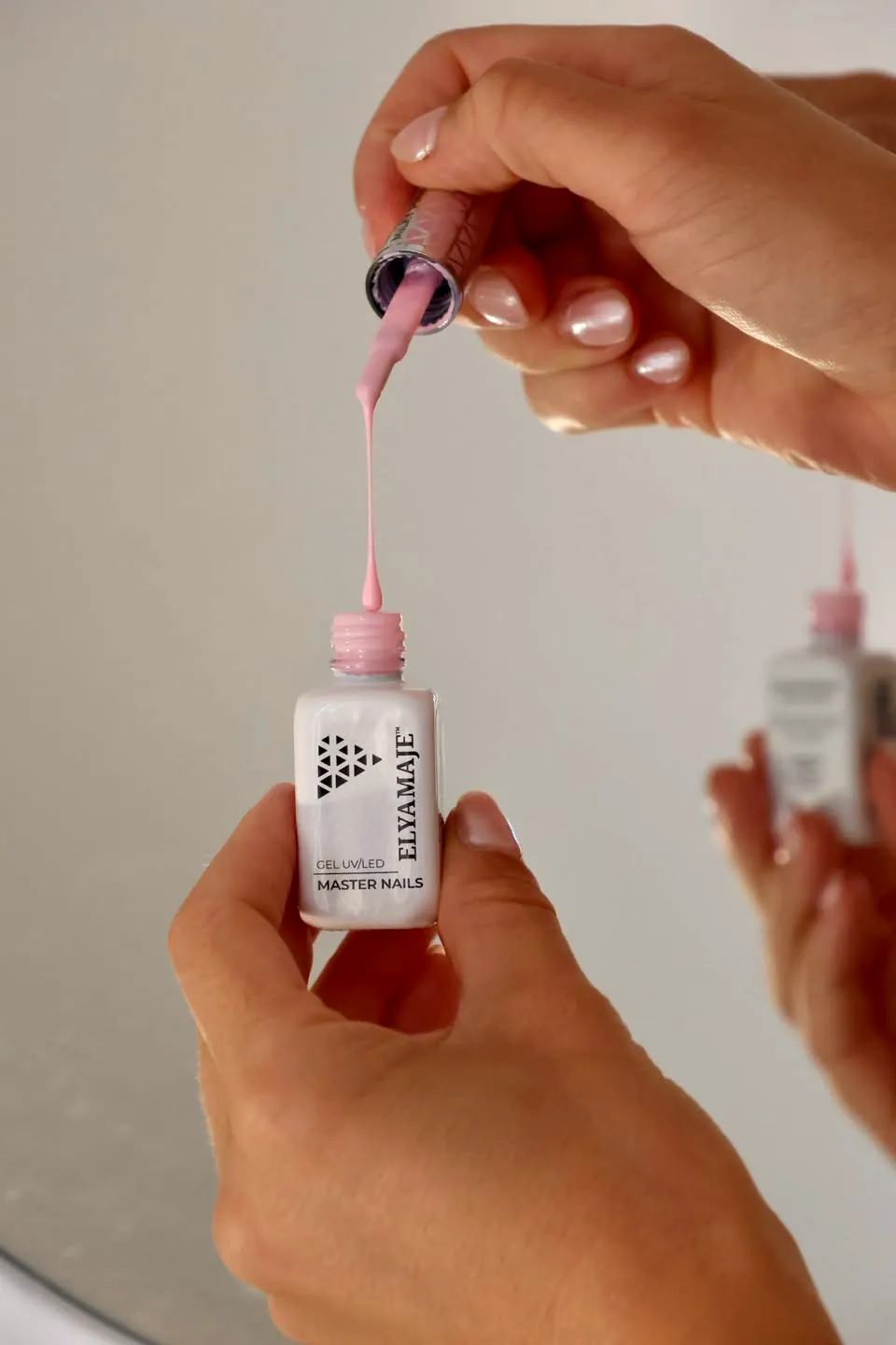 Pose de vernis semi-permanent